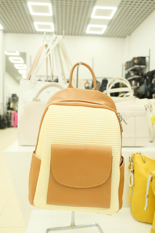 Išskirtinio dizaino, natūralios odos kuprinė